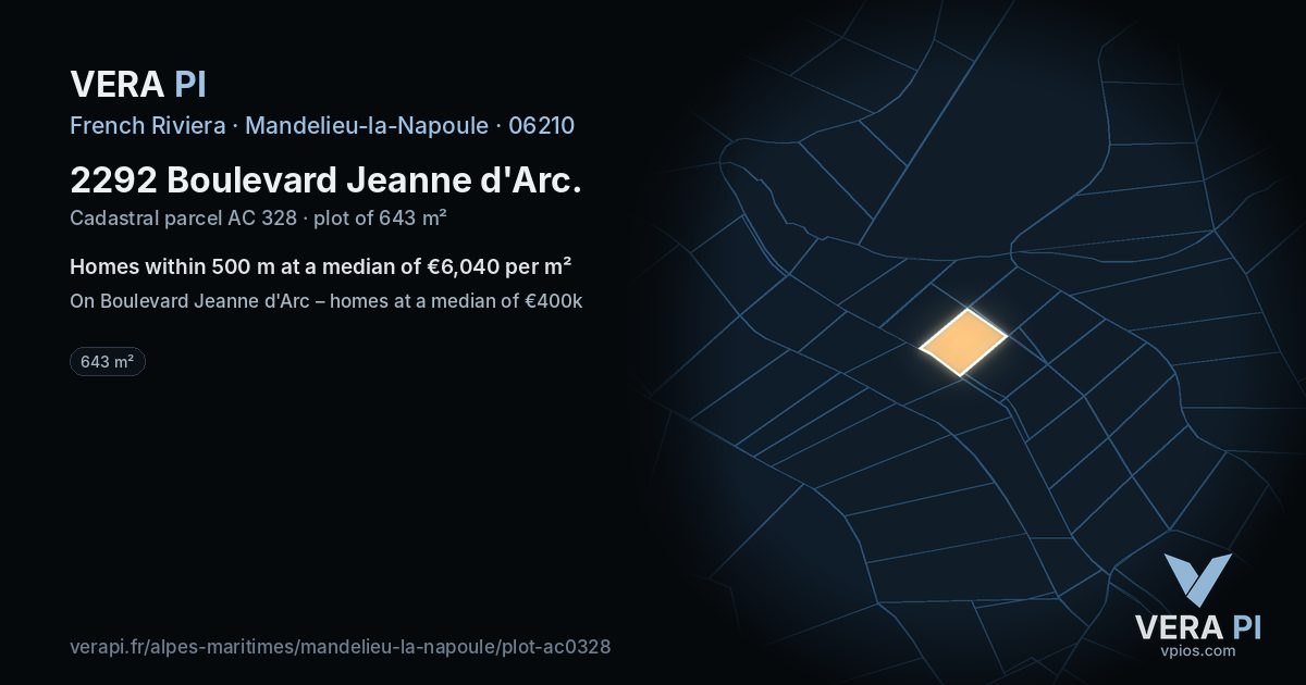 2292 Boulevard Jeanne d'Arc, Mandelieu-la-Napoule at night – the plot lit, the parcels around coloured by the prices near them