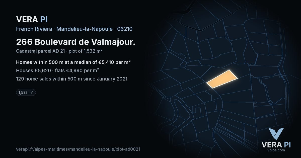 266 Boulevard de Valmajour, Mandelieu-la-Napoule at night – the plot lit, the parcels around coloured by the prices near them