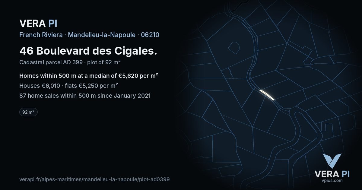 46 Boulevard des Cigales, Mandelieu-la-Napoule at night – the plot lit, the parcels around coloured by the prices near them