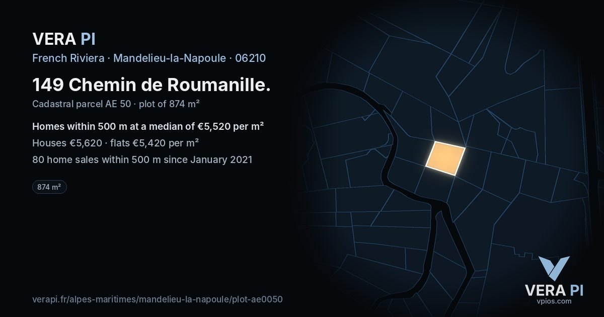 149 Chemin de Roumanille, Mandelieu-la-Napoule at night – the plot lit, the parcels around coloured by the prices near them