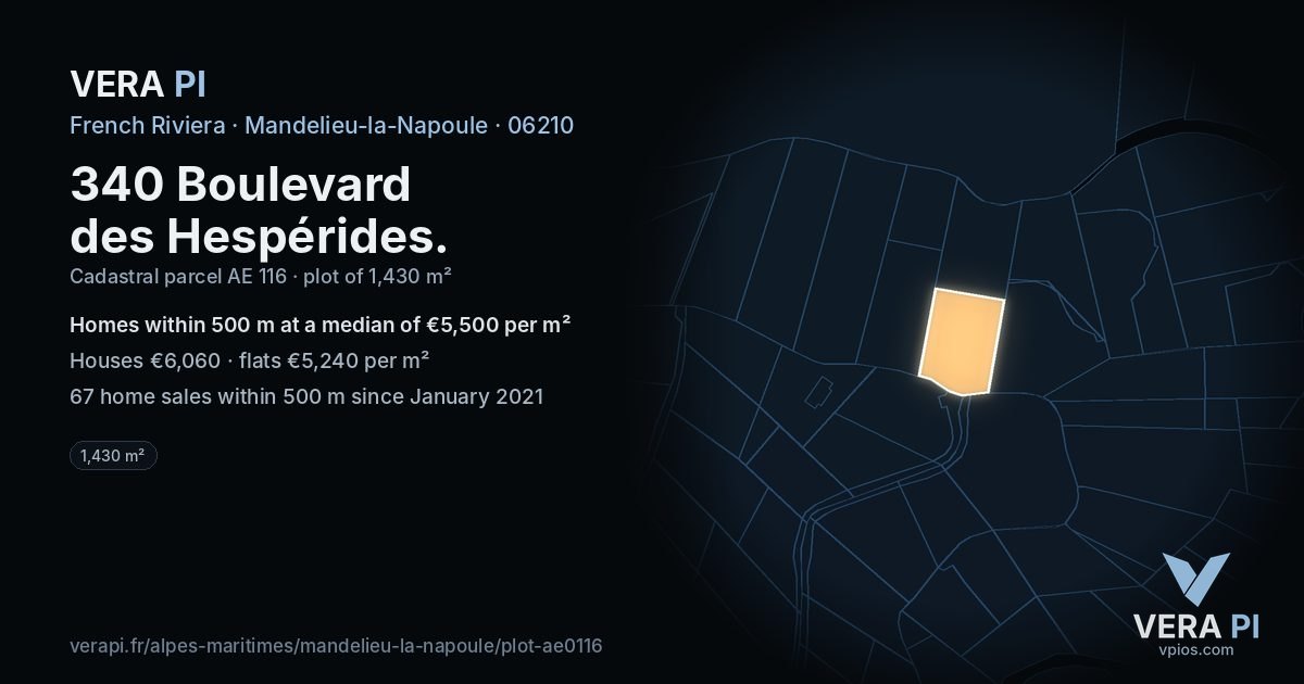340 Boulevard des Hespérides, Mandelieu-la-Napoule at night – the plot lit, the parcels around coloured by the prices near them