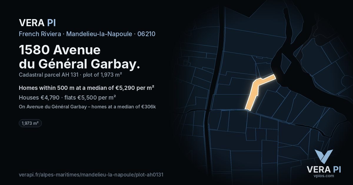 1580 Avenue du Général Garbay, Mandelieu-la-Napoule at night – the plot lit, the parcels around coloured by the prices near them