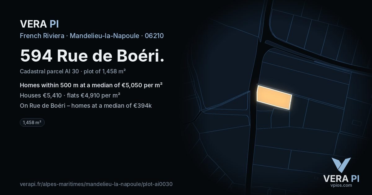 594 Rue de Boéri, Mandelieu-la-Napoule at night – the plot lit, the parcels around coloured by the prices near them