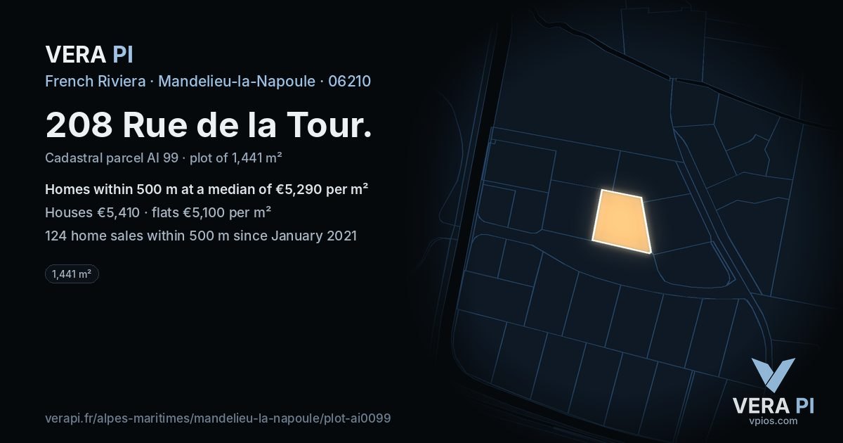 208 Rue de la Tour, Mandelieu-la-Napoule at night – the plot lit, the parcels around coloured by the prices near them
