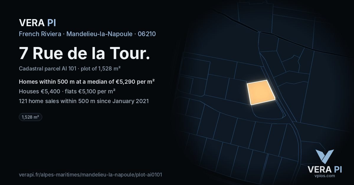7 Rue de la Tour, Mandelieu-la-Napoule at night – the plot lit, the parcels around coloured by the prices near them