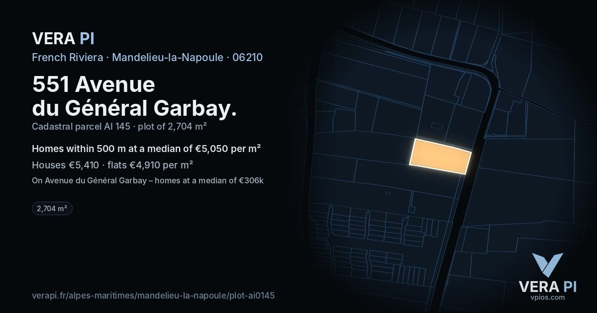 551 Avenue du Général Garbay, Mandelieu-la-Napoule at night – the plot lit, the parcels around coloured by the prices near them