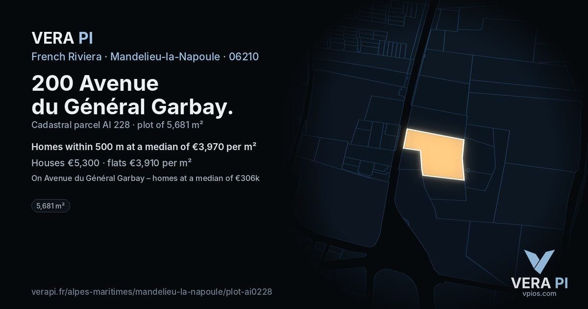 200 Avenue du Général Garbay, Mandelieu-la-Napoule at night – the plot lit, the parcels around coloured by the prices near them