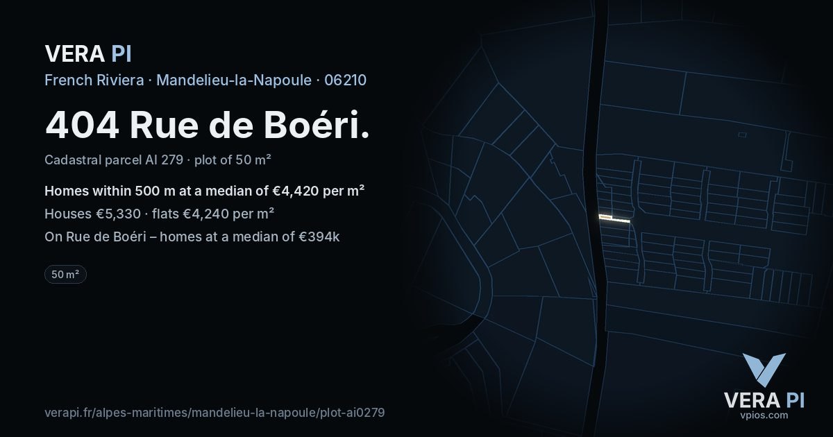 404 Rue de Boéri, Mandelieu-la-Napoule at night – the plot lit, the parcels around coloured by the prices near them