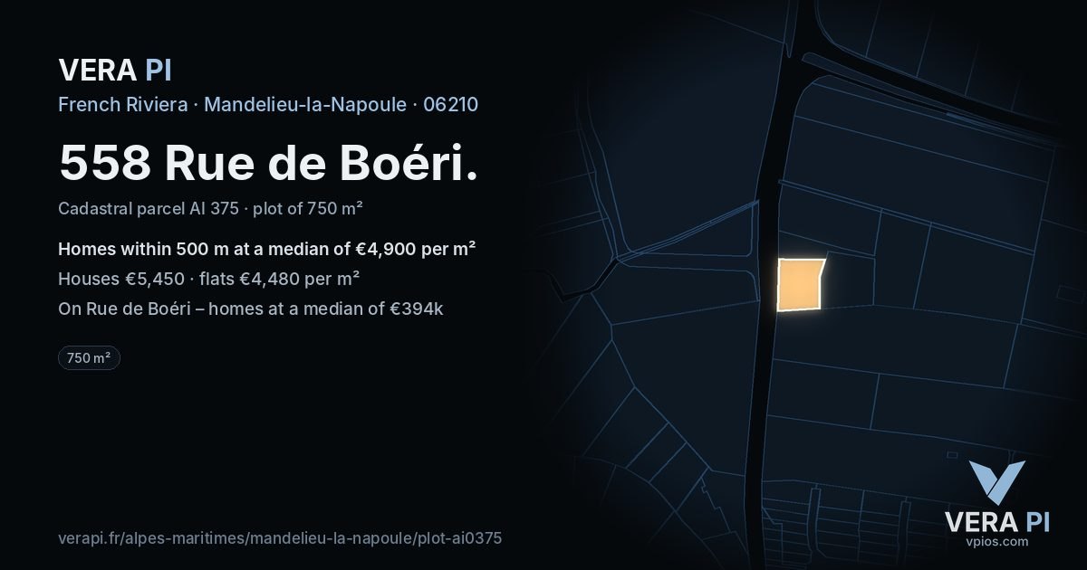 558 Rue de Boéri, Mandelieu-la-Napoule at night – the plot lit, the parcels around coloured by the prices near them