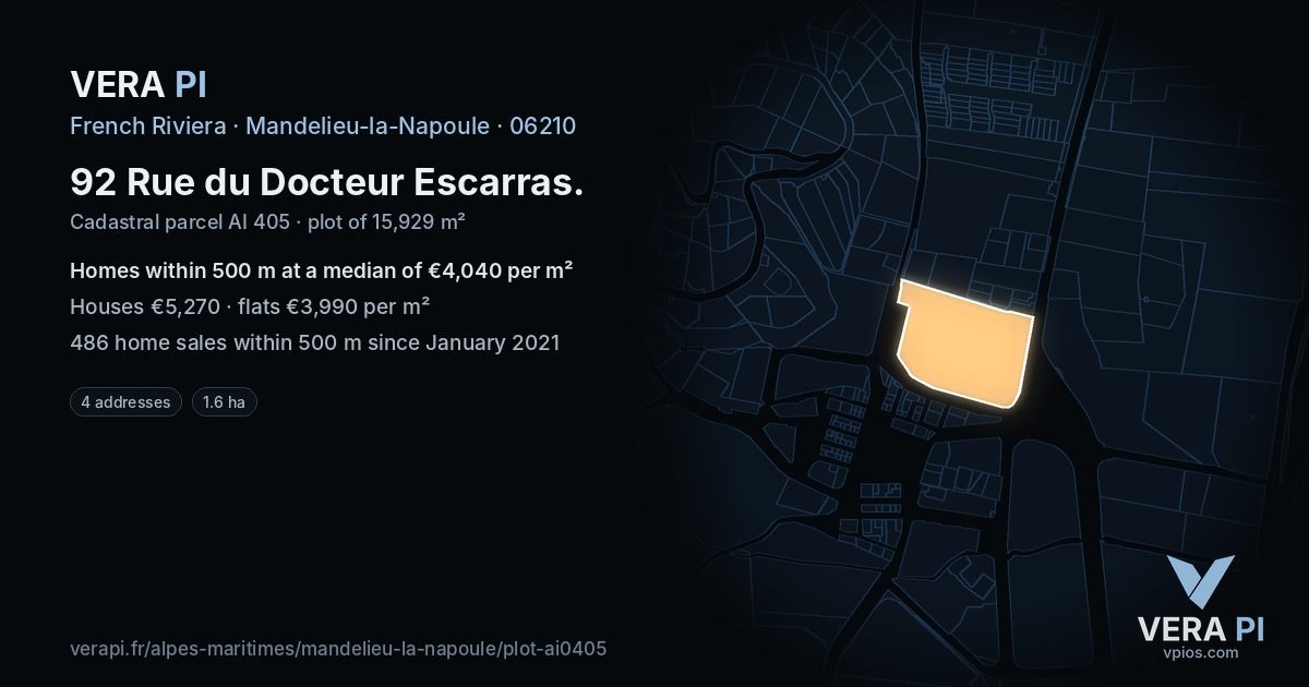 92 Rue du Docteur Escarras, Mandelieu-la-Napoule at night – the plot lit, the parcels around coloured by the prices near them