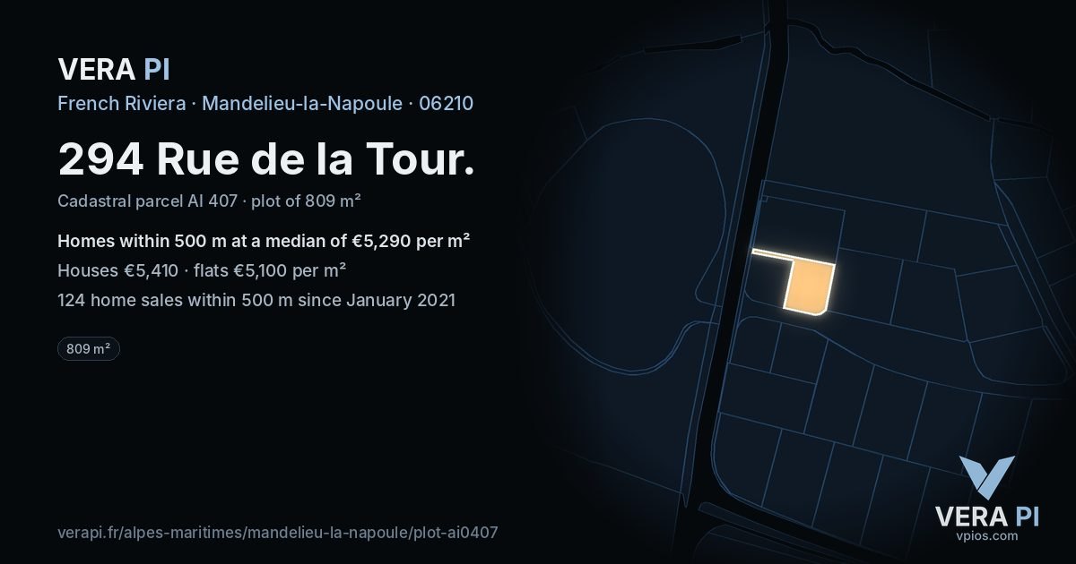 294 Rue de la Tour, Mandelieu-la-Napoule at night – the plot lit, the parcels around coloured by the prices near them