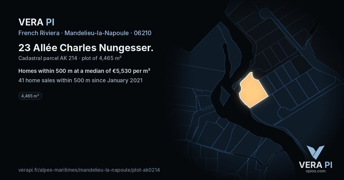 23 Allée Charles Nungesser, Mandelieu-la-Napoule at night – the plot lit, the parcels around coloured by the prices near them