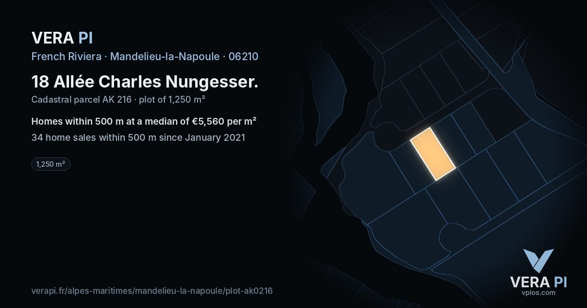 18 Allée Charles Nungesser, Mandelieu-la-Napoule at night – the plot lit, the parcels around coloured by the prices near them