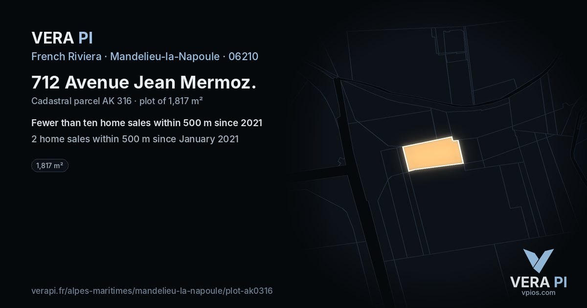 712 Avenue Jean Mermoz, Mandelieu-la-Napoule at night – the plot lit, the parcels around coloured by the prices near them