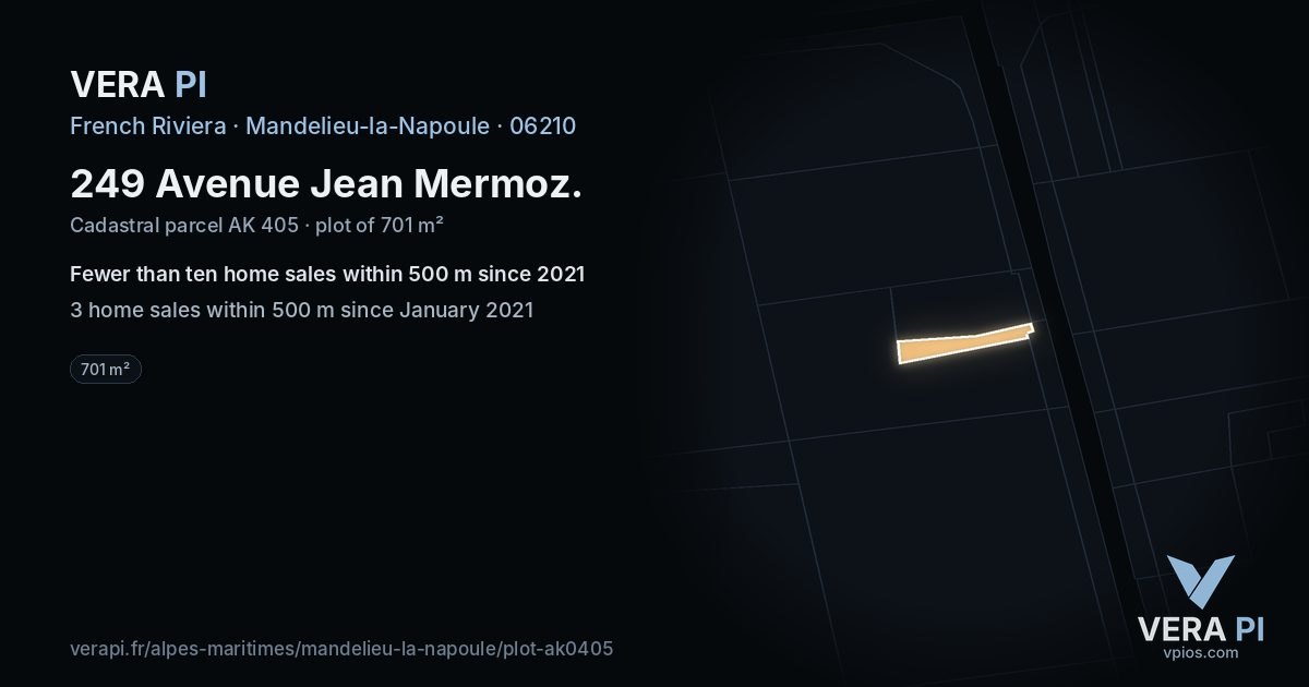 249 Avenue Jean Mermoz, Mandelieu-la-Napoule at night – the plot lit, the parcels around coloured by the prices near them