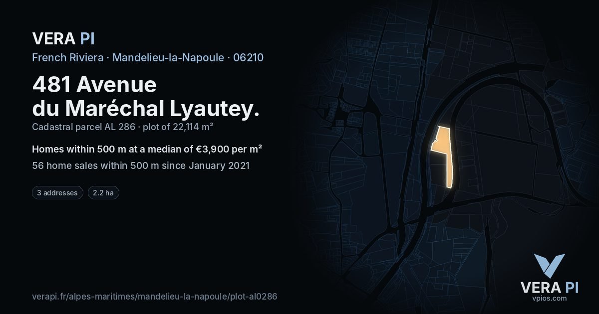 481 Avenue du Maréchal Lyautey, Mandelieu-la-Napoule at night – the plot lit, the parcels around coloured by the prices near them