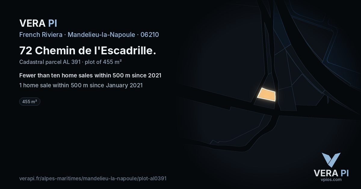 72 Chemin de l'Escadrille, Mandelieu-la-Napoule at night – the plot lit, the parcels around coloured by the prices near them