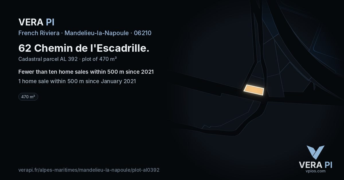 62 Chemin de l'Escadrille, Mandelieu-la-Napoule at night – the plot lit, the parcels around coloured by the prices near them