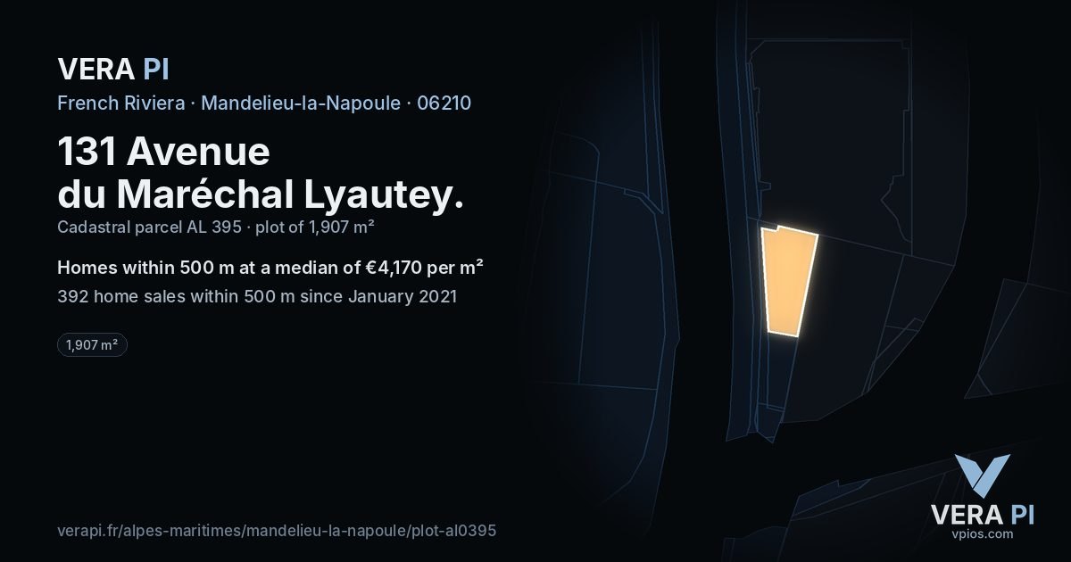 131 Avenue du Maréchal Lyautey, Mandelieu-la-Napoule at night – the plot lit, the parcels around coloured by the prices near them