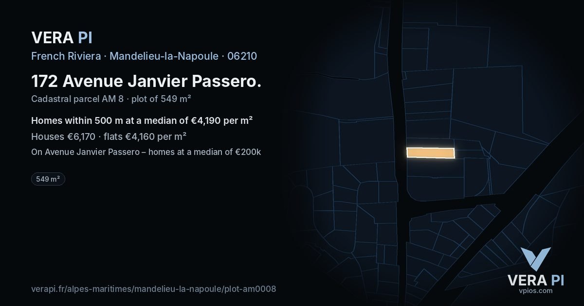 172 Avenue Janvier Passero, Mandelieu-la-Napoule at night – the plot lit, the parcels around coloured by the prices near them