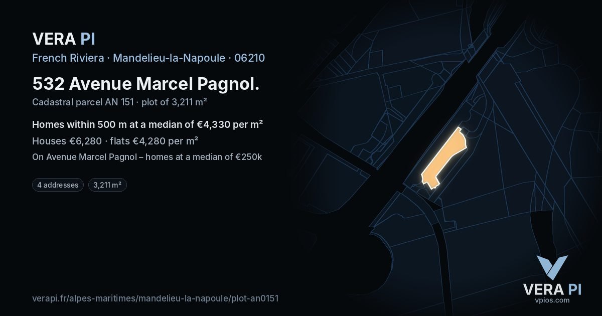 532 Avenue Marcel Pagnol, Mandelieu-la-Napoule at night – the plot lit, the parcels around coloured by the prices near them