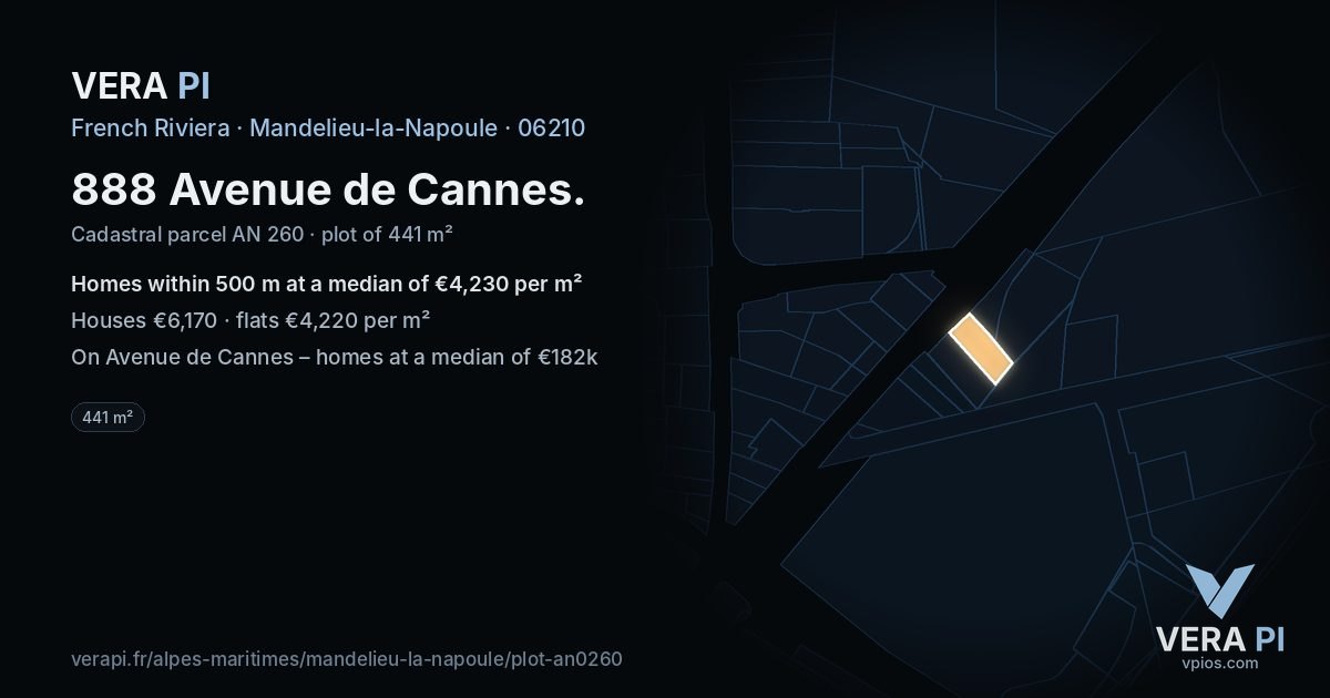 888 Avenue de Cannes, Mandelieu-la-Napoule at night – the plot lit, the parcels around coloured by the prices near them