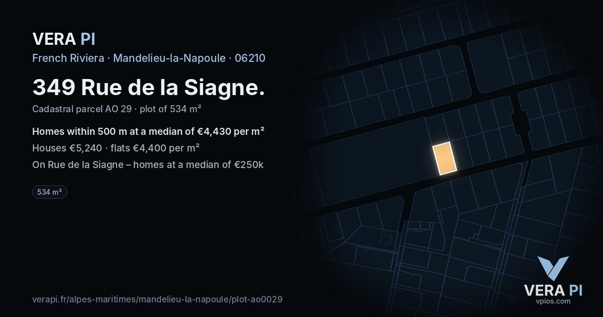 349 Rue de la Siagne, Mandelieu-la-Napoule at night – the plot lit, the parcels around coloured by the prices near them