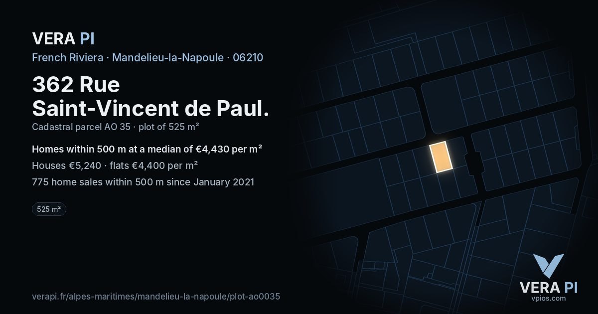 362 Rue Saint-Vincent de Paul, Mandelieu-la-Napoule at night – the plot lit, the parcels around coloured by the prices near them