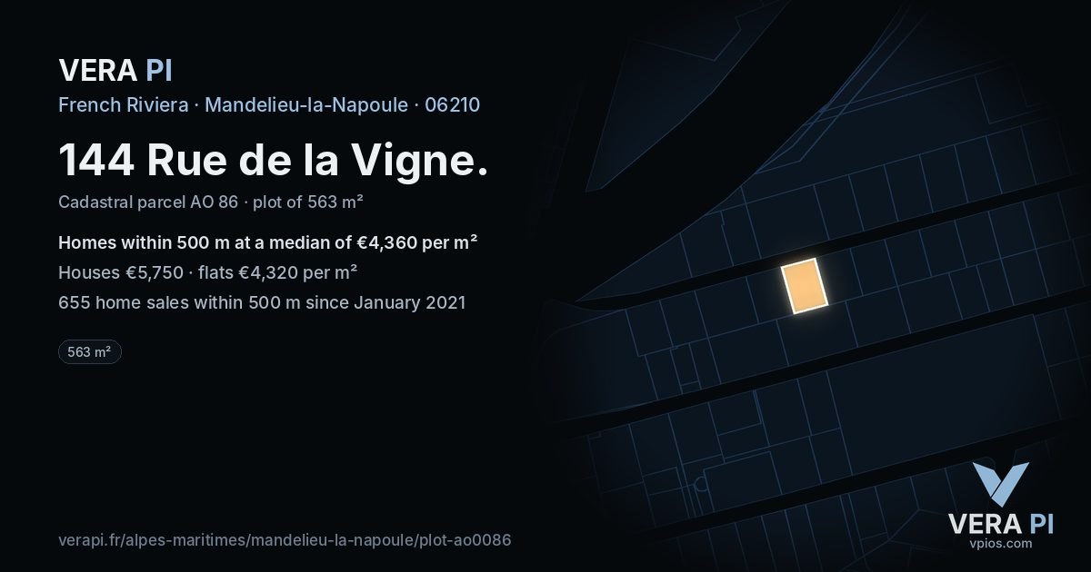 144 Rue de la Vigne, Mandelieu-la-Napoule at night – the plot lit, the parcels around coloured by the prices near them