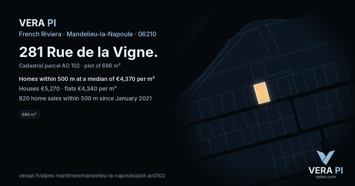 281 Rue de la Vigne, Mandelieu-la-Napoule at night – the plot lit, the parcels around coloured by the prices near them