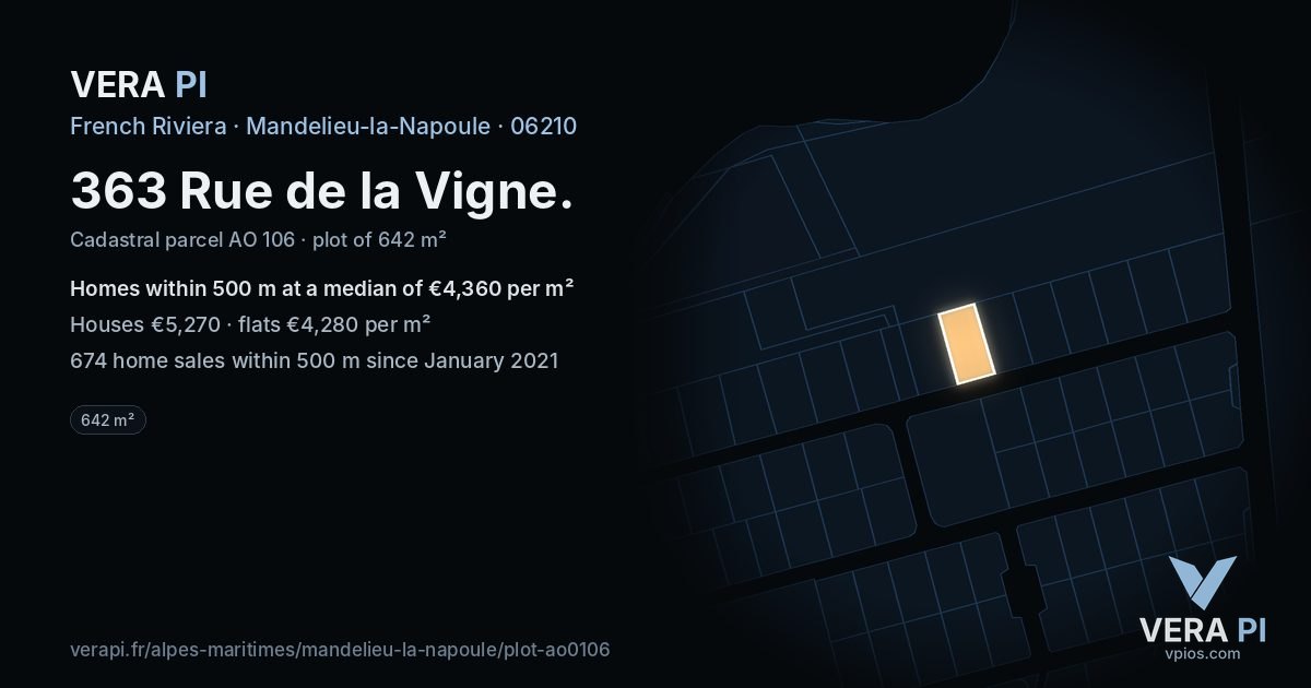 363 Rue de la Vigne, Mandelieu-la-Napoule at night – the plot lit, the parcels around coloured by the prices near them