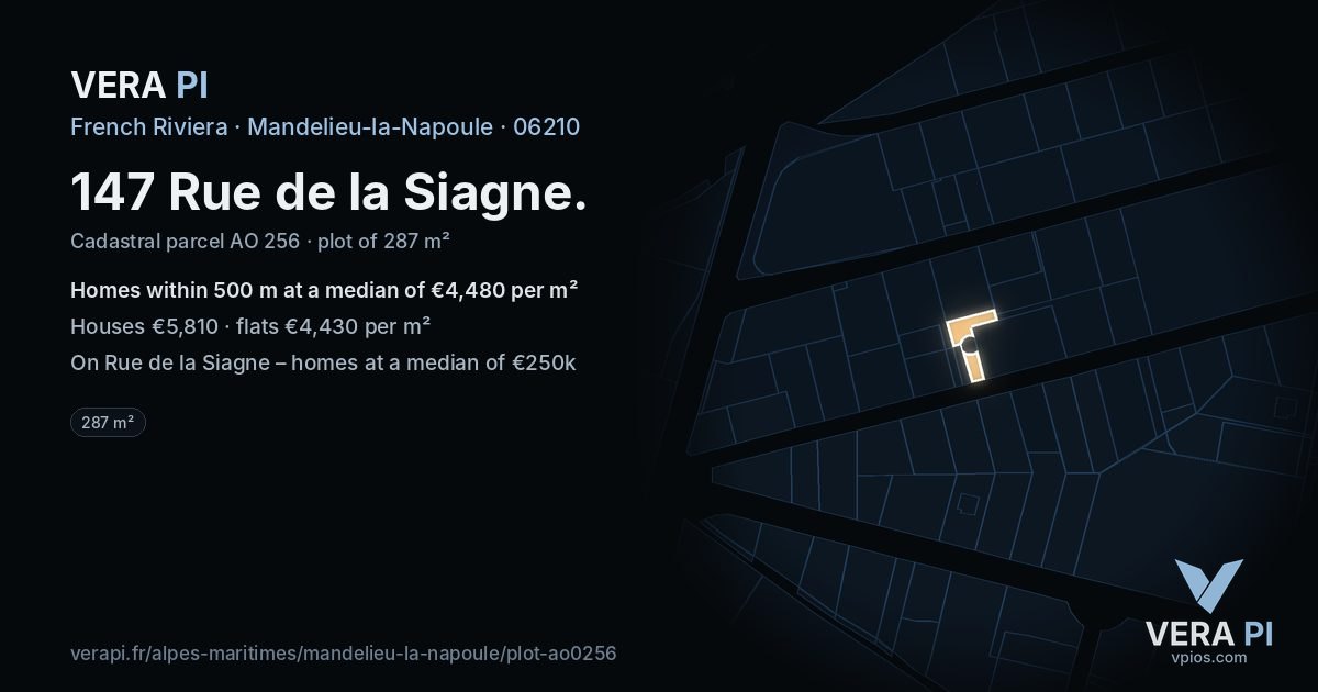 147 Rue de la Siagne, Mandelieu-la-Napoule at night – the plot lit, the parcels around coloured by the prices near them