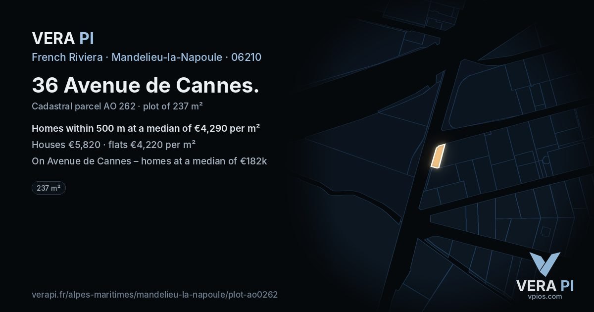 36 Avenue de Cannes, Mandelieu-la-Napoule at night – the plot lit, the parcels around coloured by the prices near them