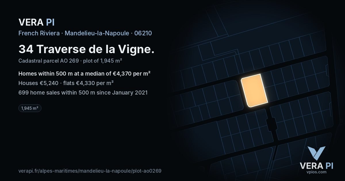 34 Traverse de la Vigne, Mandelieu-la-Napoule at night – the plot lit, the parcels around coloured by the prices near them