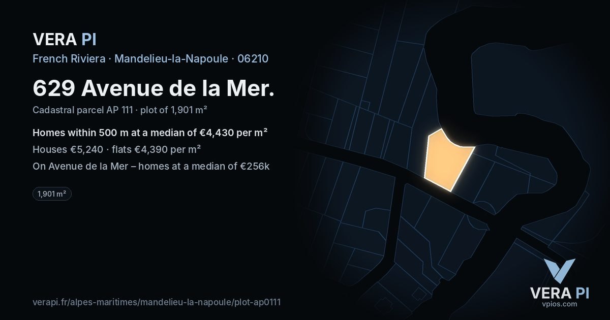 629 Avenue de la Mer, Mandelieu-la-Napoule at night – the plot lit, the parcels around coloured by the prices near them