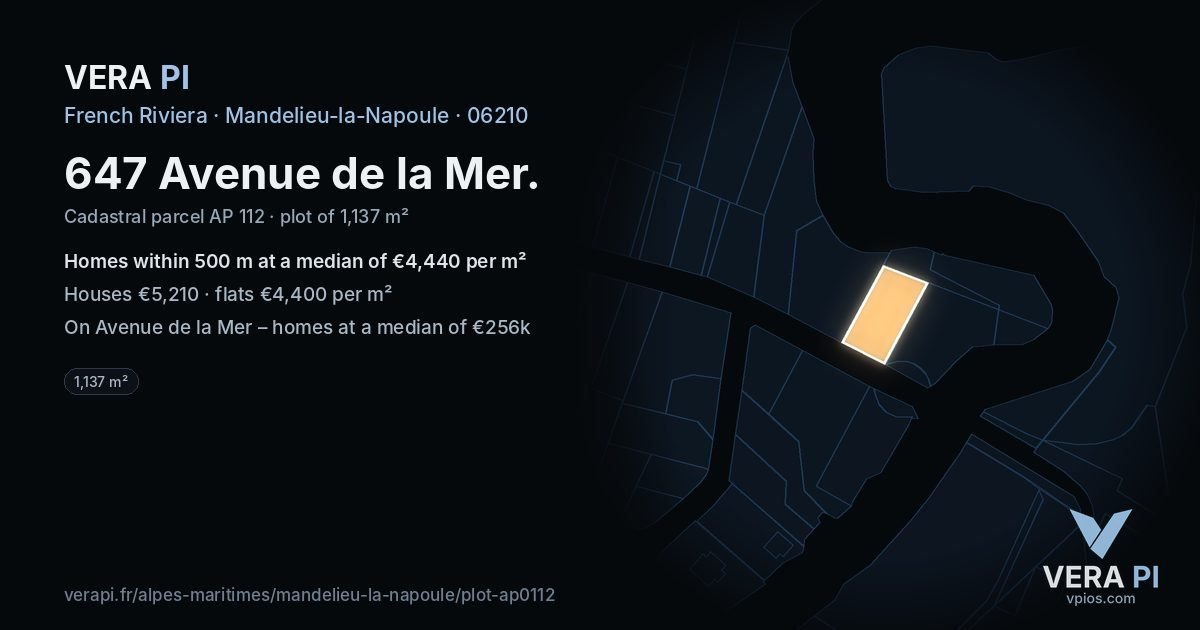 647 Avenue de la Mer, Mandelieu-la-Napoule at night – the plot lit, the parcels around coloured by the prices near them