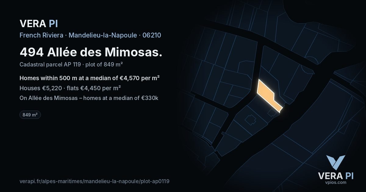 494 Allée des Mimosas, Mandelieu-la-Napoule at night – the plot lit, the parcels around coloured by the prices near them