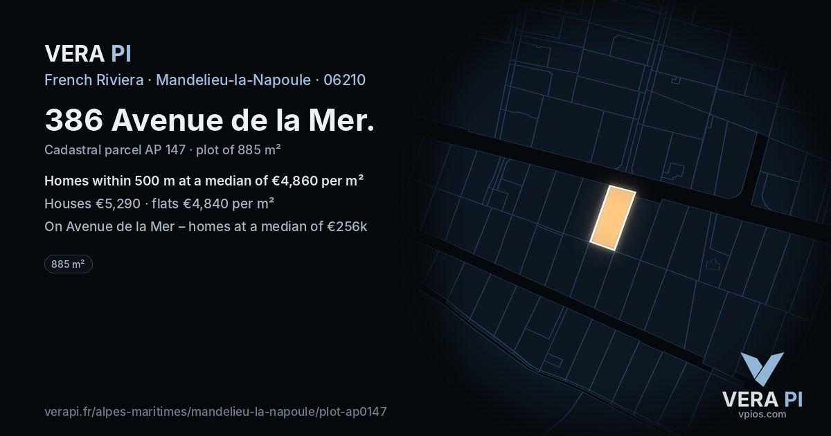 386 Avenue de la Mer, Mandelieu-la-Napoule at night – the plot lit, the parcels around coloured by the prices near them