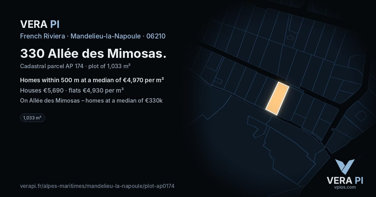 330 Allée des Mimosas, Mandelieu-la-Napoule at night – the plot lit, the parcels around coloured by the prices near them