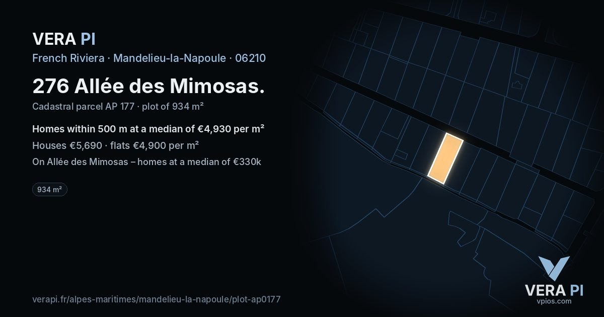 276 Allée des Mimosas, Mandelieu-la-Napoule at night – the plot lit, the parcels around coloured by the prices near them