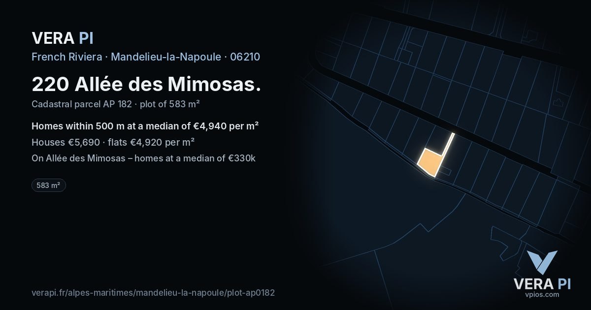 220 Allée des Mimosas, Mandelieu-la-Napoule at night – the plot lit, the parcels around coloured by the prices near them