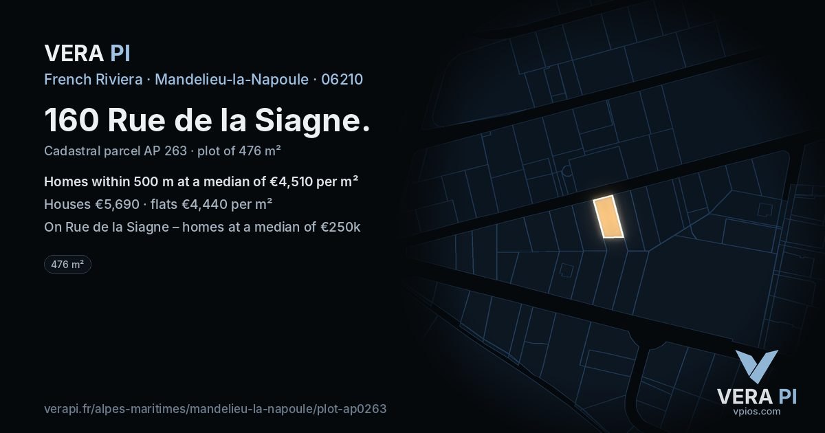 160 Rue de la Siagne, Mandelieu-la-Napoule at night – the plot lit, the parcels around coloured by the prices near them