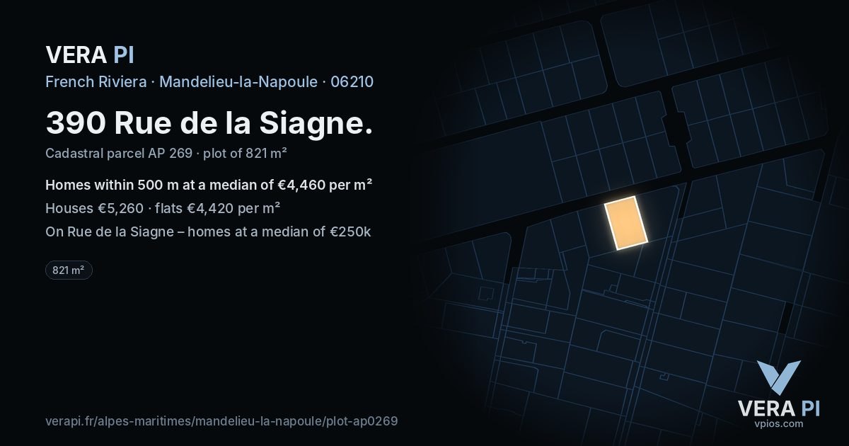 390 Rue de la Siagne, Mandelieu-la-Napoule at night – the plot lit, the parcels around coloured by the prices near them