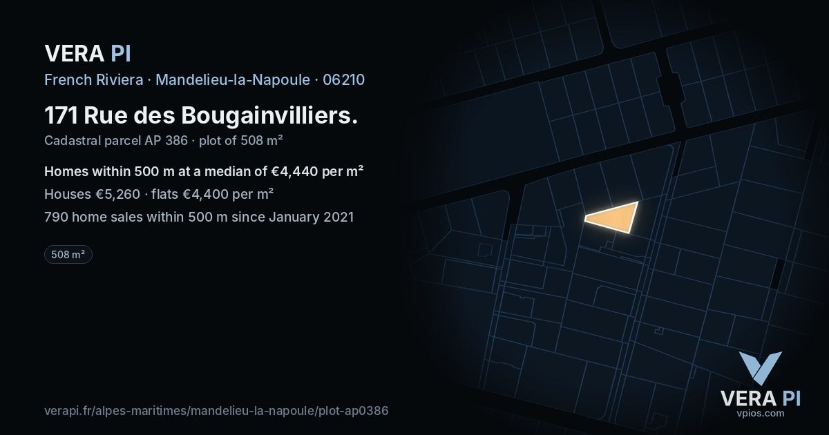 171 Rue des Bougainvilliers, Mandelieu-la-Napoule at night – the plot lit, the parcels around coloured by the prices near them