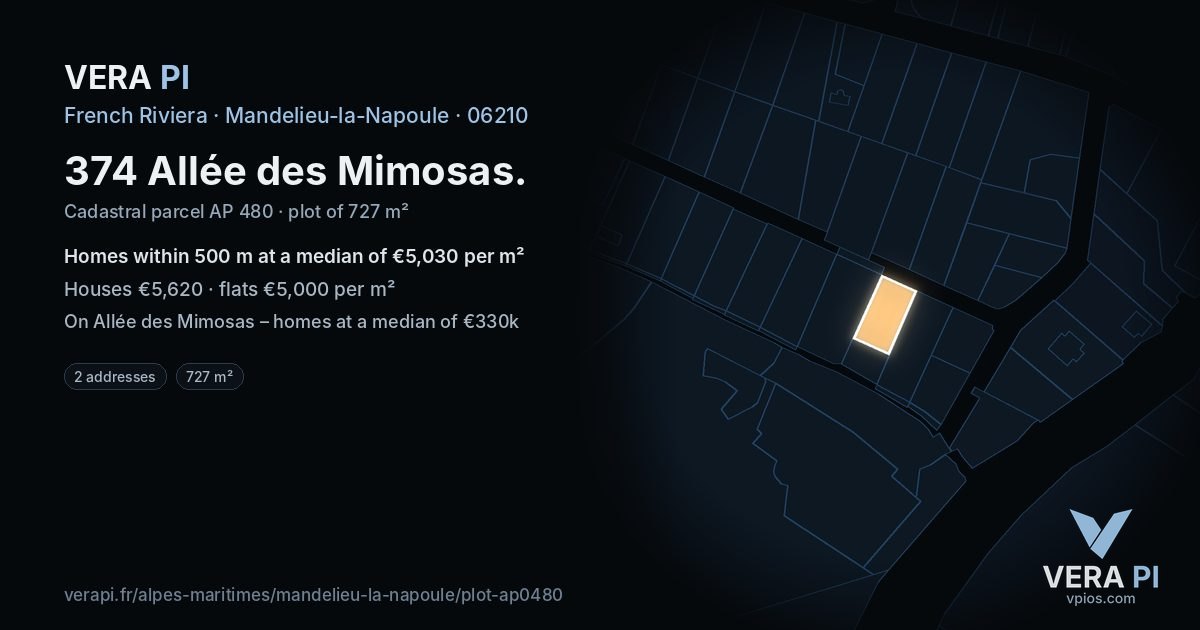 374 Allée des Mimosas, Mandelieu-la-Napoule at night – the plot lit, the parcels around coloured by the prices near them
