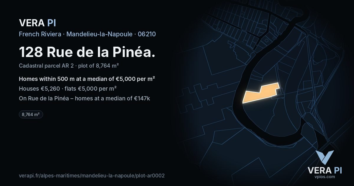 128 Rue de la Pinéa, Mandelieu-la-Napoule at night – the plot lit, the parcels around coloured by the prices near them