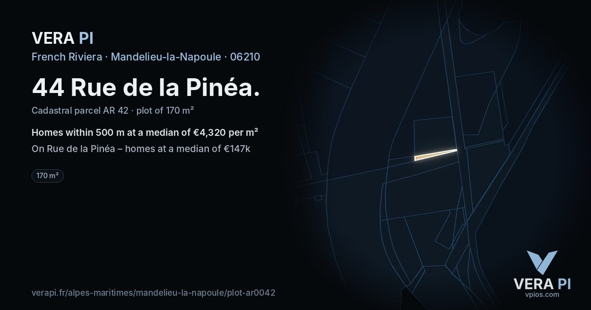 44 Rue de la Pinéa, Mandelieu-la-Napoule at night – the plot lit, the parcels around coloured by the prices near them