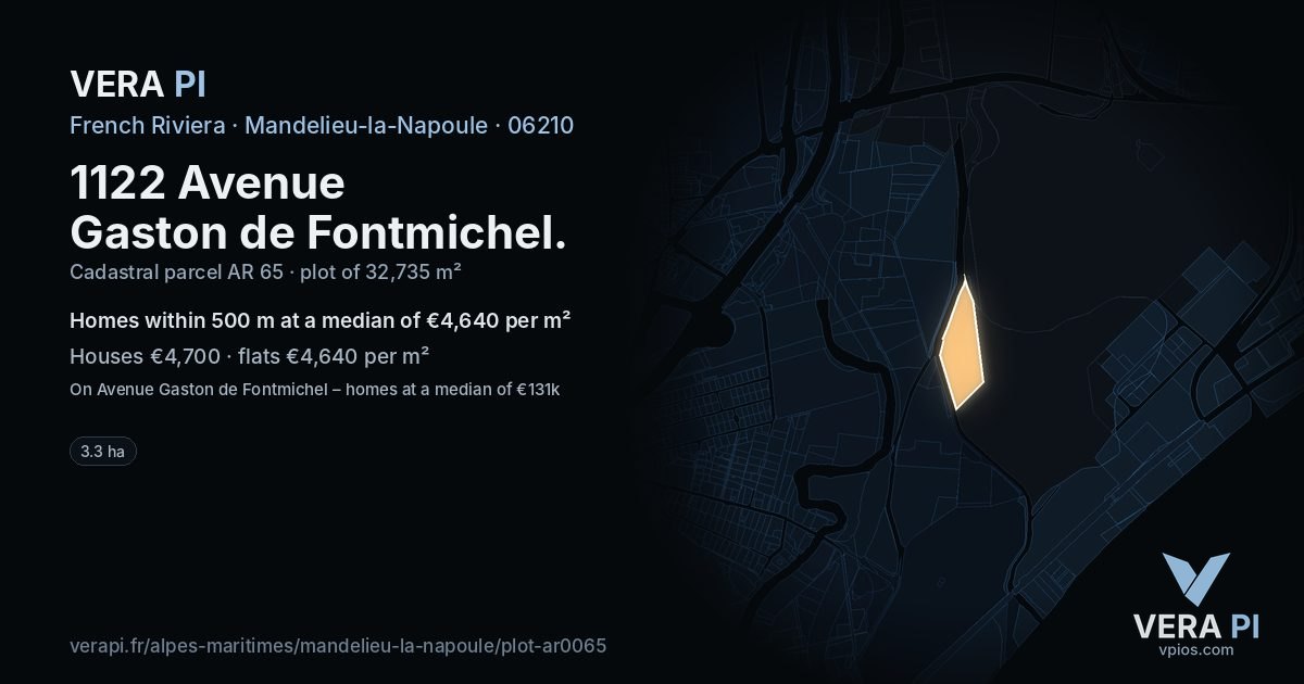 1122 Avenue Gaston de Fontmichel, Mandelieu-la-Napoule at night – the plot lit, the parcels around coloured by the prices near them