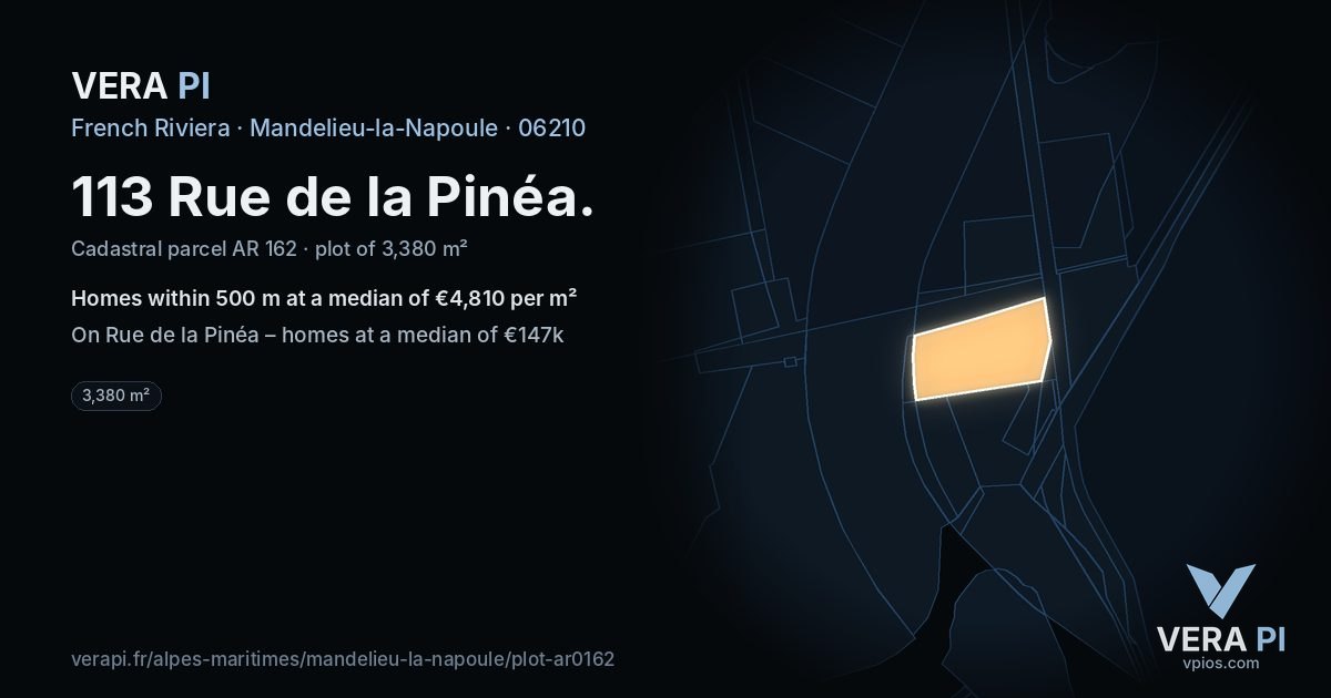 113 Rue de la Pinéa, Mandelieu-la-Napoule at night – the plot lit, the parcels around coloured by the prices near them