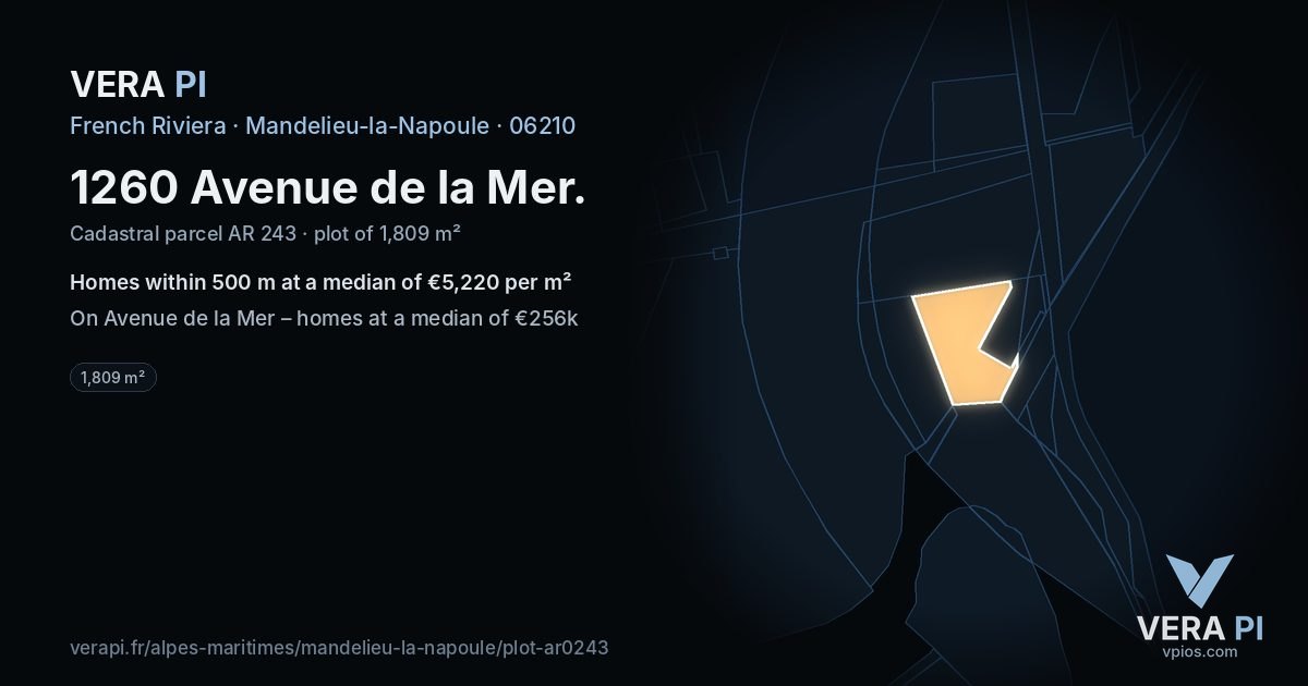 1260 Avenue de la Mer, Mandelieu-la-Napoule at night – the plot lit, the parcels around coloured by the prices near them
